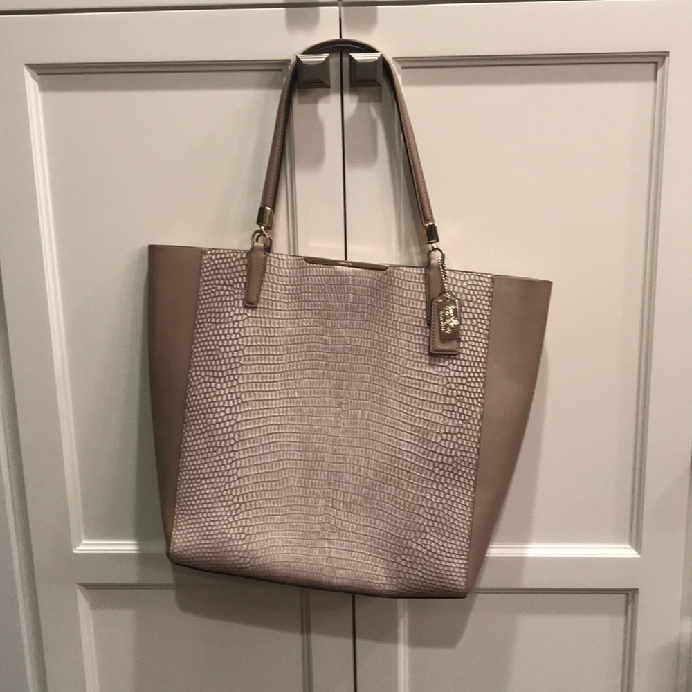 100% authentic Coach Tote